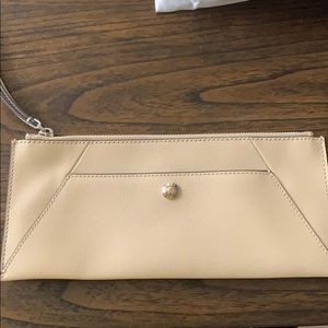 Henri bendel wristlet